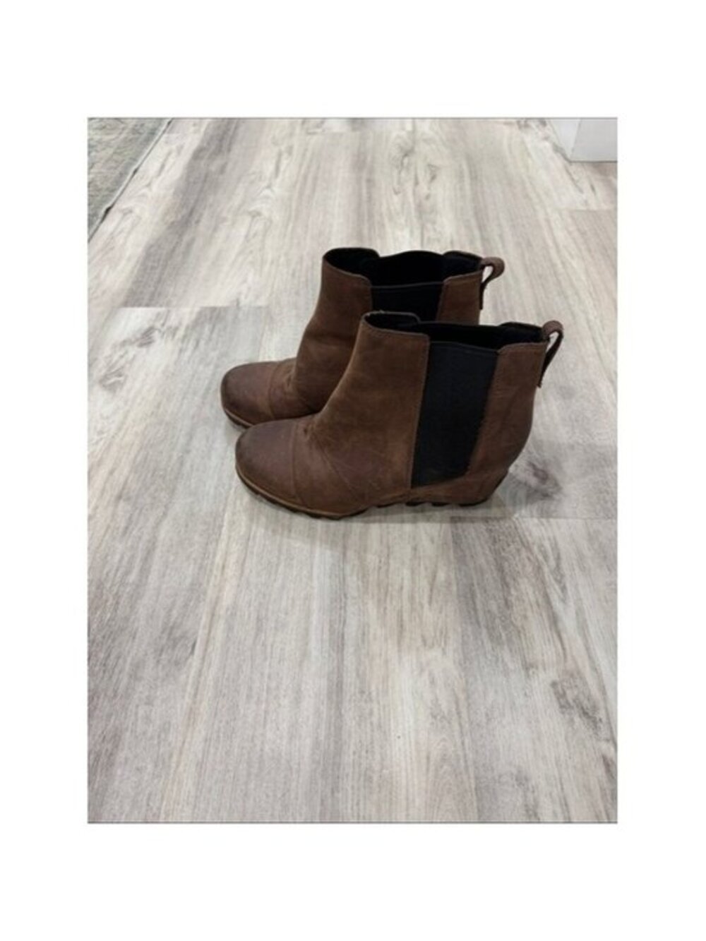 Sorel Women's Joan of Arctic wedge II  Brown Chelsea Ankle Boots size 10